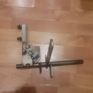 TORO 100-7341 BRACKET-MOTION CONTROL, LH OEM - Picture 1 of 3