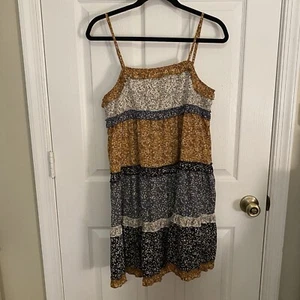 Maverick The Collection Womens Floral Sun Dress Sz Medium Spaghetti Strap Ruffle - Picture 1 of 18