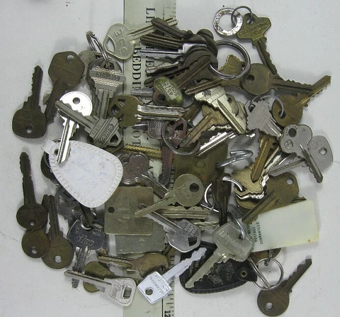 Lot of Vintage Door Lock  Keys Cover