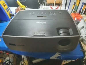 VIDEOPROIETTORE INFOCUS IN24 modello W240 SVGA 1,700 LUMEN proiettori DLP LCD - Imagen 1 de 12