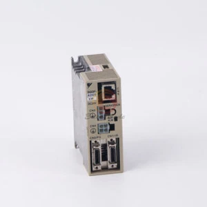 One Yaskawa servo drive SGDF-A2CSY39 Tested in good condition - Picture 1 of 4