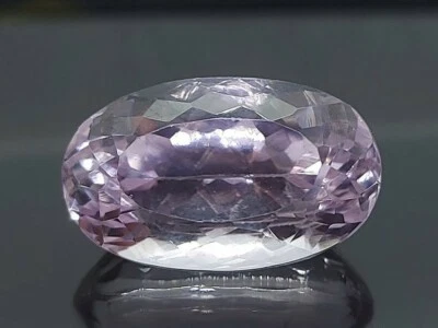 Large Natural Kunzite Gemston - Faceted Loose Kunzite 18.45 CRT  - Image 1 of 4