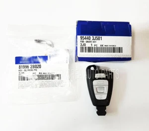 Entry Smart Key fob 954403J501 819962B020 Blanking Key For Veracruz ix55 - Picture 1 of 3