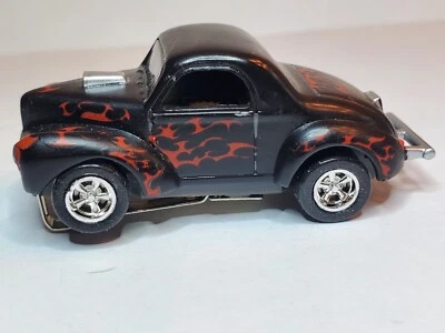 WILLYS BLACK FLAMED T-Jet HO Slot Car, chasis AW, LLANTAS CRAIG, NEUMÁTICOS NUEVOS Foto 1 de 4