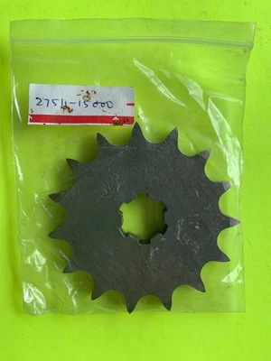 SUZUKI 1968-1977 SUZUKI T500 GT500 FRONT SPROCKET 15T 27511-15000 NOS OEM - Image 1 of 2