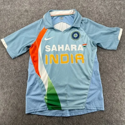 Camiseta masculina seleção nacional da Índia S azul críquete Saara Dri-Fit BCCI Nike - Imagem 1 de 4