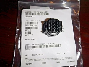 Carcasa de conector AMP - TE CONNECTIVITY 174982-2, (T) - Imagen 1 de 5