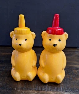 HONEY BEAR SALT AND PEPPER SHAKERS EUC 4.5"H X 2"W - Picture 1 of 9