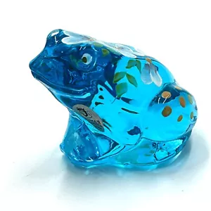 Estatuilla de rana pintada a mano vintage de topacio azul de vidrio artístico Fenton con flores - Imagen 1 de 10