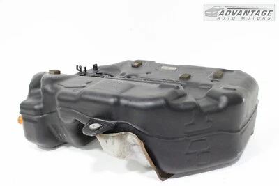 GMC TERRAIN 2018-2021 1,5 L depósito de tanque de combustible de gasolina con escudo térmico OEM Foto 1 de 4