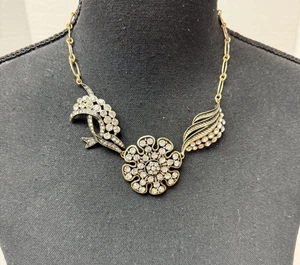 Damen Halskette goldfarben Statement Floral Vintage-Motiv Schmuck - Bild 1 von 4