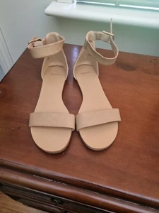 Novo Ryker Sandle Flats Size 9 - Picture 1 of 4
