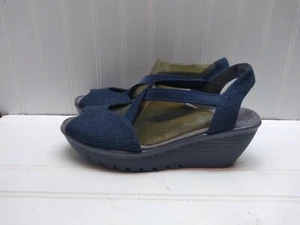 Skechers Women  9.5M Blue Navy Textile Sling Back  Wedge Plat Form Sandal Shoes - Picture 1 of 7
