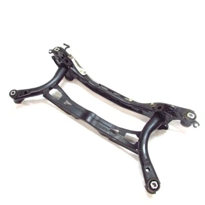 Skoda Superb III 3V VW Passat B8 Hilfsrahmen Träger Hinterachse Achse hinten - Image 1 of 4