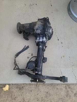 03-06 Montero Limited 3.8 Front Differential  WXS Original OEM 127k - Image 1 of 4