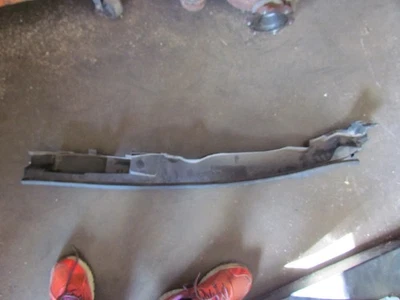 Infiniti G35 G35x 2007-2015 sedán capó de pasajero derecho sello OEM 65820 JK000 Foto 1 de 3