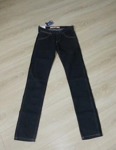 ungetragene Jeans von Wrangler 2FRZ Größe W28 L34 schwarzton - Bild 1 von 3
