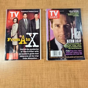 TV Guides 1997/1998 X-Files Collector's Foldout Cover 1 of 2 Collectors' Covers - Picture 1 of 8