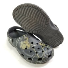 mens camo lined crocs size 11