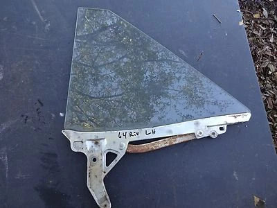 1963 1964 年别克里维埃拉 Gran Sport GS 右侧透明四分之一窗玻璃 — 第 1/4 张图片