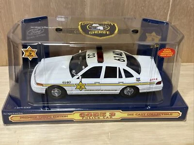 CODE 3 1/24 BOONE COUNTY ILL SHERIFF-POLICE FORD CROWN VIC NEW *LIMITED ISSUE* - Image 1 of 4