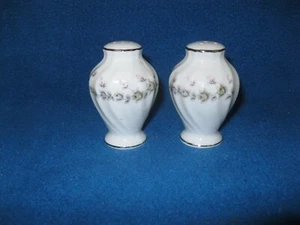 Style House Picardy salt and pepper - Picture 1 of 6