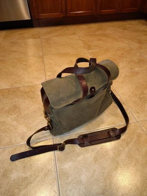 Maletín Gustin de Colección Encerado Aceitado RN#116699 Verde Oliva Hecho en EE. UU. Estilo Filson  Foto 1 de 4