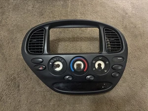 2003-06 Toyota Tundra 4x2 AC Manual Heater Control Radio Clock Bezel 84010-0C390 - Picture 1 of 19