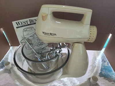 West Bend Food Stand Mixer Two Mixing Bowls, 12 speed, Tested ✓ - Image 1 of 4