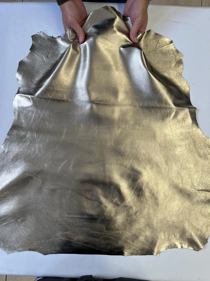 Sheep leather metallic colors, Genuine lambskin nappa leather for crafts 2,5 - Image 1 of 4