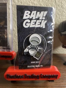 Hitchhiker’s Guide To The Galaxy The Bam Box Collectible Pin - Picture 1 of 1
