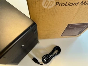 HP ProLiant Microserver G7 N54L 704941-001 Small Form Factor Server 8GB NAS - Picture 1 of 6