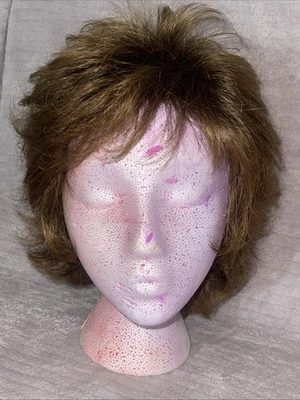 Peluca Colección Pro Peluca de Pelo Sintético Marrón Caramelo Estilo Corto Foto 1 de 4