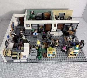 LEGO Ideas The Office 21336 1164 Pieces Age 18+ 2022 Not Sure If It’s Complete - Afbeelding 1 van 7