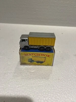 Matchbox No. 47 DAF Tipper Container Truck in Original ‘E4’ Box - Image 1 of 4