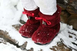 Botas de invierno de piel de oveja roja para niños, niñas botas de nieve, regalo hecho a mano - Imagen 1 de 6