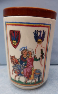 26776. Hübsche Dose mit Holz Deckel  Keramik KW Dehme  Mittelalter Motiv - Bild 1 von 4