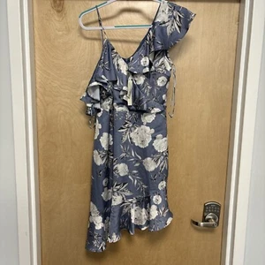 LUCY PARIS Women's Size L Asymmetrical Off the Shoulder Blue Floral Print NWT - Picture 1 of 14