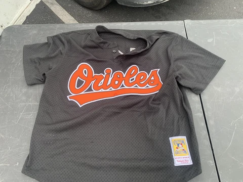 Mitchell & Ness Baltimore Orioles Roberto Alomar Practice Jersey Size 48(XL) Cover