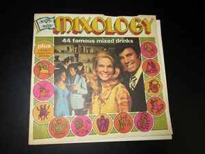 1971 Happy Hour Mixology Pamphlet-Southern Comfort Corporation/44 Drinks - Picture 1 of 5