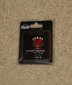 STAR WARS CELEBRATION JAPAN 2025 EXCLUSIVE TOPPS DARTH MAUL PIN - Picture 1 of 1