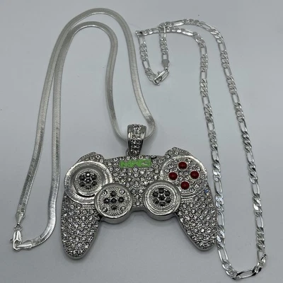 Cadena Figaro Espiga Colgante Controlador Videojuego Circonita Circonita Plateada  Foto 1 de 4