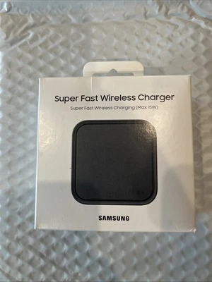 Samsung Super Fast Wireless Charger EP-P2400DEWMT 15W Pad USB-C Phone Buds Black - Image 1 of 2