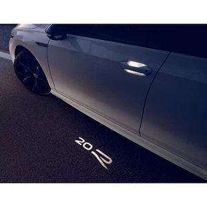 Luz de entrada delantera izquierda original VW Golf 8 R logotipo deportivo 20 Years Edition - Imagen 1 de 3