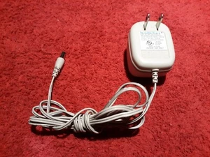 D79) Genuine Invisible Fence Pwr. Adapter #04-100-0020-01. Output; AC 12V, 750mA - Picture 1 of 1