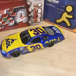 Johnny Sauter #30 AOL 2004 Monte Carlo Action Maßstab 1:24 2352 Made - Bild 1 von 10
