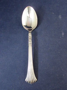 Oneida Silverplate Flatware FLORAL QUEEN Serving Spoon CANADA - Picture 1 of 1