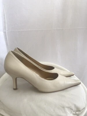 Vintage elegant white  heels , made in Spain , leather - Image 1 of 4