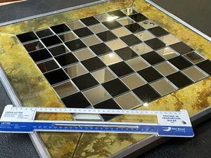 24 Zoll x 24 Zoll schwarzes Glas und Spiegel handgefertigtes Schachbrett Tischplatte Buntglas - Bild 1 von 21