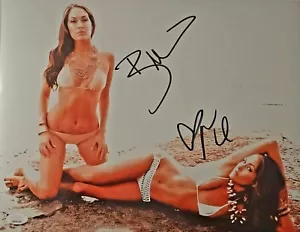 Nikki & Brie The Bella Twins Signed WWE 11x14 METALLIC Photo JSA COA HOT - Picture 1 of 4